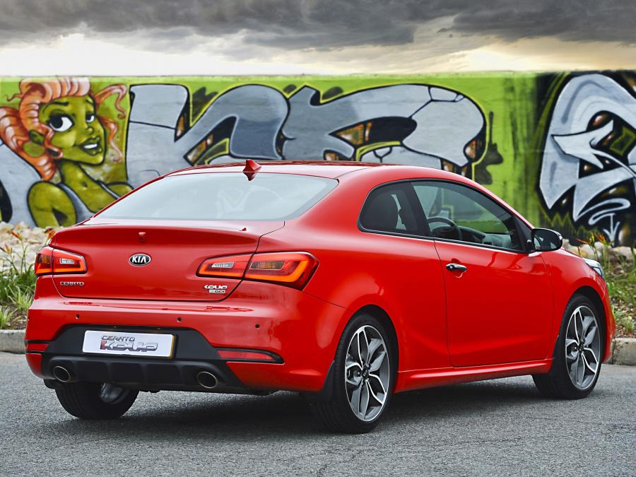  Kia Cerato Koup 2014 года  (ZA) (фото 3 из 30)